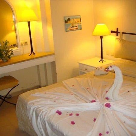 Hotel Flamingo Beach Mezraia Extérieur photo